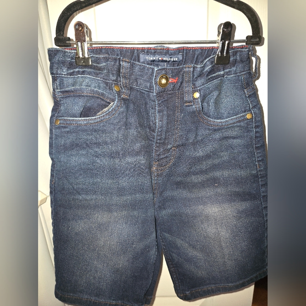 🎄BOYS TOMMY HILFIGER DENIM SHORTS